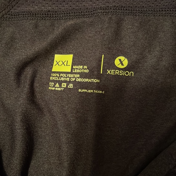 Active tank tops (multiple) - Picture 5 of 8